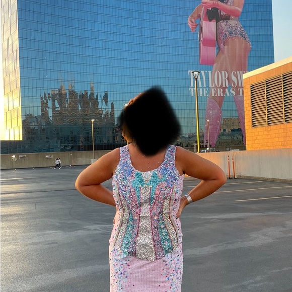 Taylor Swift Eras Tour LOVER dress size XL - Picture 2 of 7